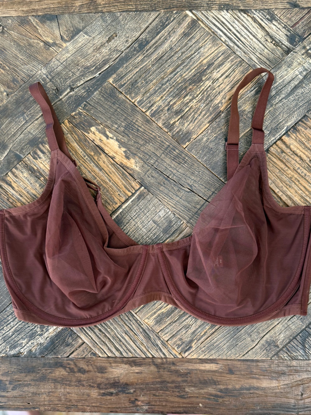 Skims Ultrafine Mesh Scoop Bra Chocolate Brown – 44H